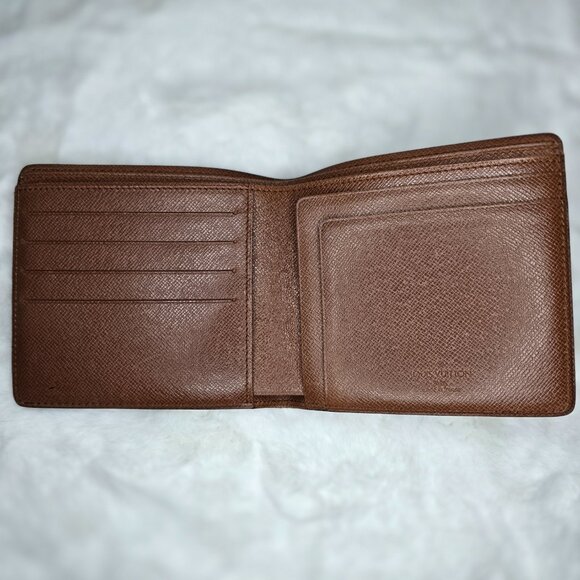 Louis Vuitton Brown Monogram Wallet - Picture 3 of 9